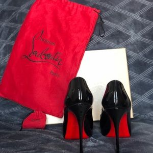 Louboutin New Very Prive Peep Toe Pump Black